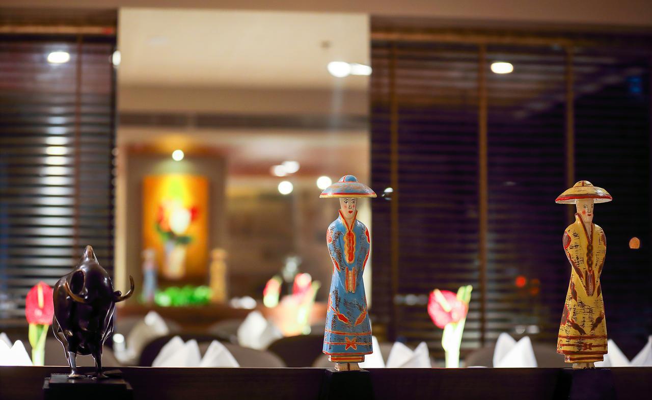 The Grandeur Boutique Hotel Мумбай Екстериор снимка