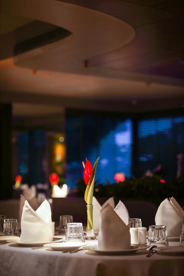 The Grandeur Boutique Hotel Мумбай Екстериор снимка
